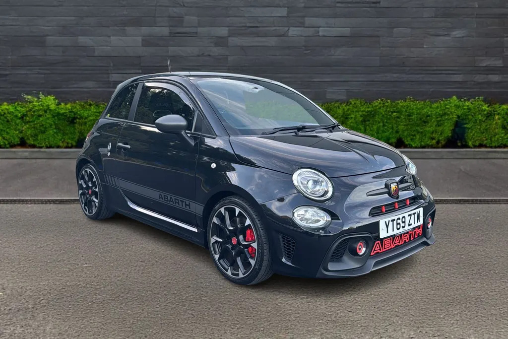 Abarth 595 1.4 T-jet 180 Competizione Black