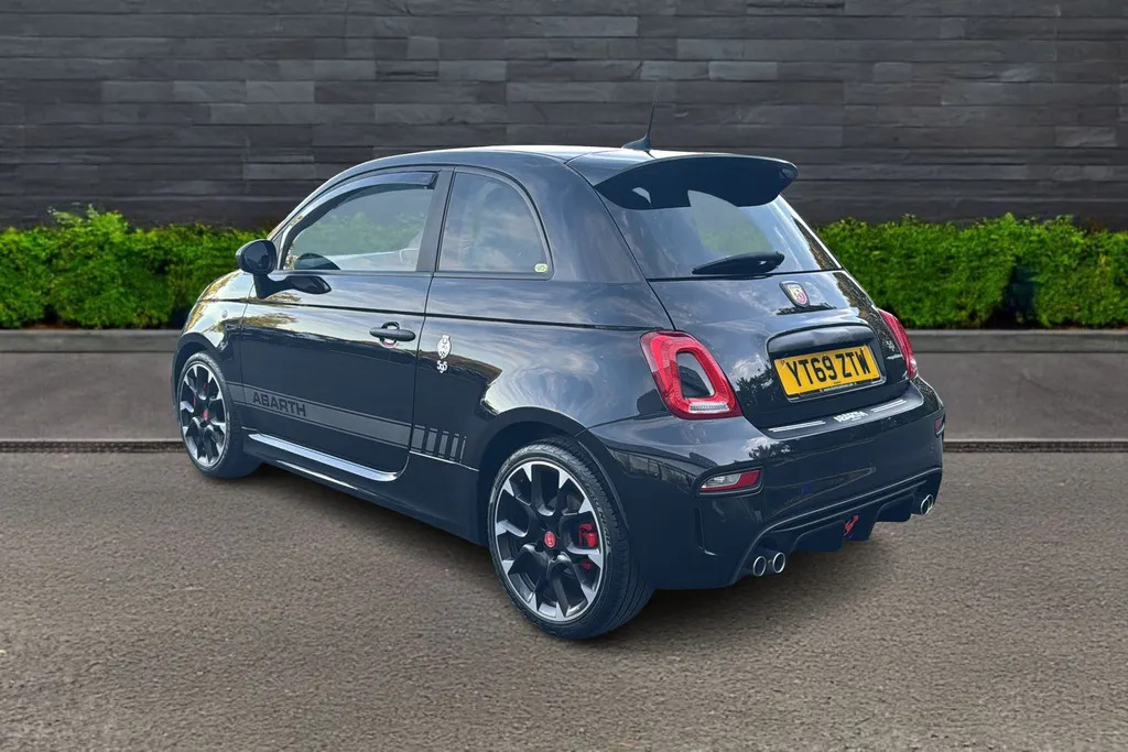 Abarth 595 1.4 T-jet 180 Competizione Black #5