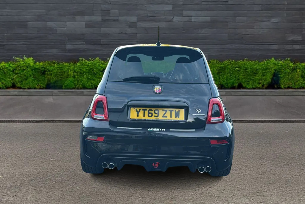 Abarth 595 1.4 T-jet 180 Competizione Black #6