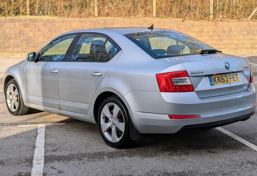 Skoda Octavia 2.0 Tdi Elegance Euro 5 Ss #2
