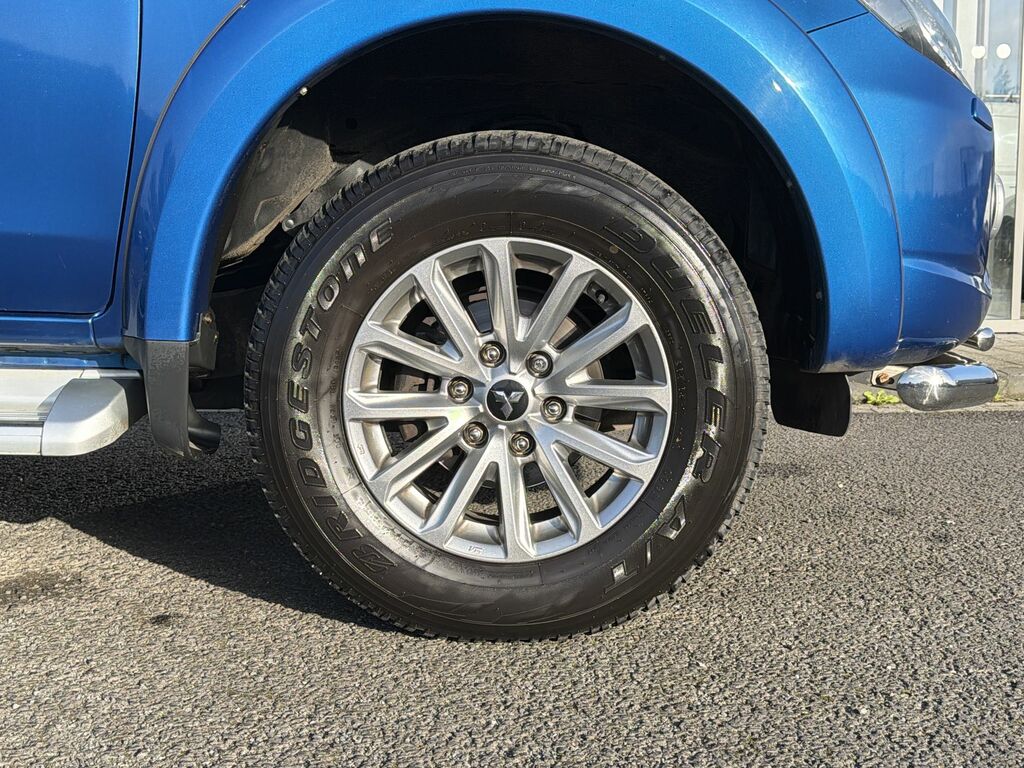 Mitsubishi L200 Double Cab Di-d 178 Barbarian 4Wd Blue #5