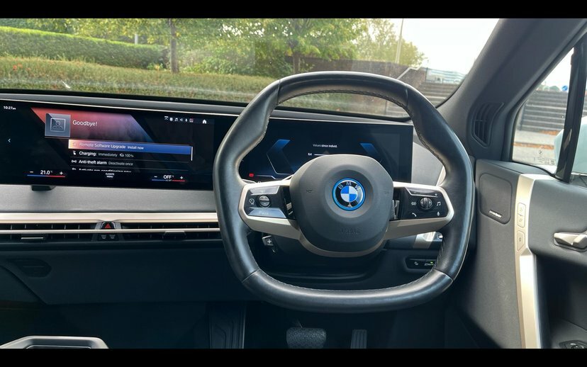 BMW iX Ix Xdrive40 M Sport AY22FWZ White #5