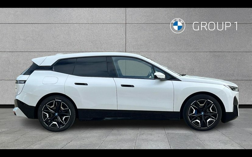 BMW iX Ix Xdrive40 M Sport AY22FWZ White #3