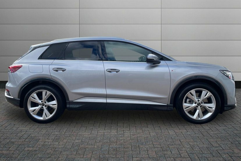 Audi Q4 E Tron 45 S Line Suv 82Kwh 286 Ps Silver #4