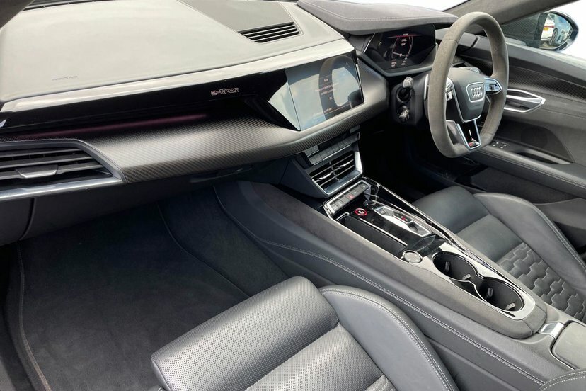 Audi Rs E-Tron Gt 93.4Kwh Carbon Black Saloon Quat Grey #2