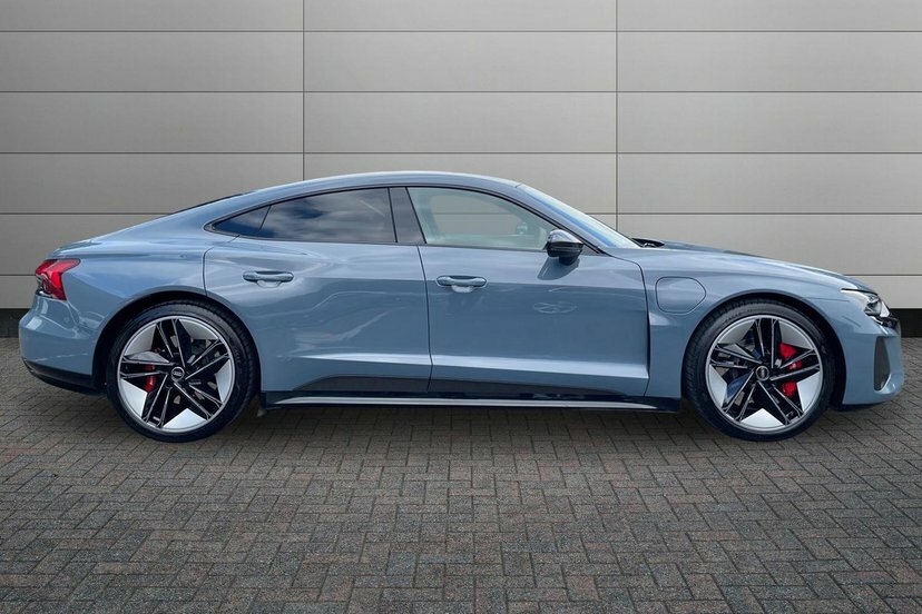 Audi Rs E-Tron Gt 93.4Kwh Carbon Black Saloon Quat Grey #4
