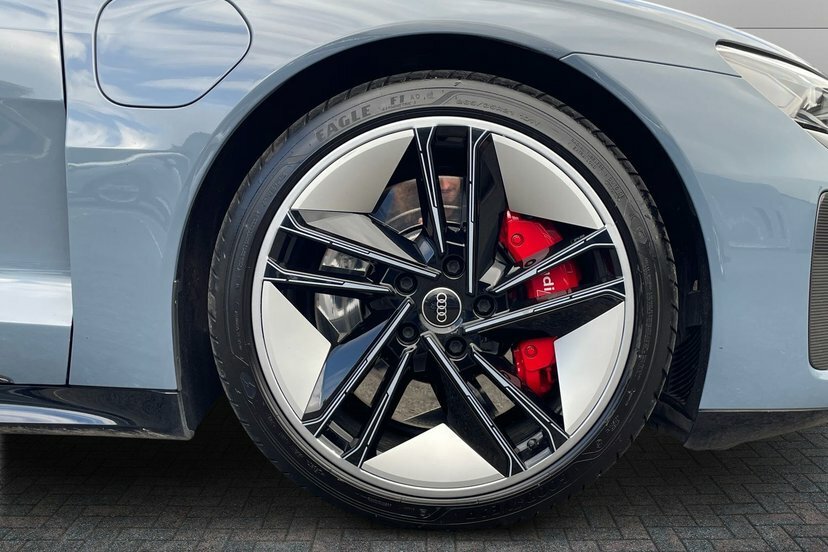 Audi Rs E-Tron Gt 93.4Kwh Carbon Black Saloon Quat Grey #5