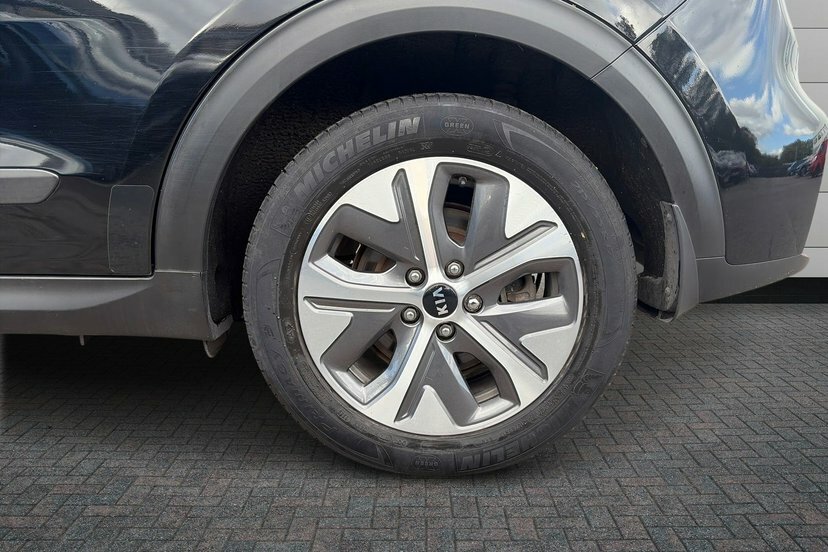 Kia e-Niro 64Kwh 3 Suv 201 Bhp WR70YGG Black #5