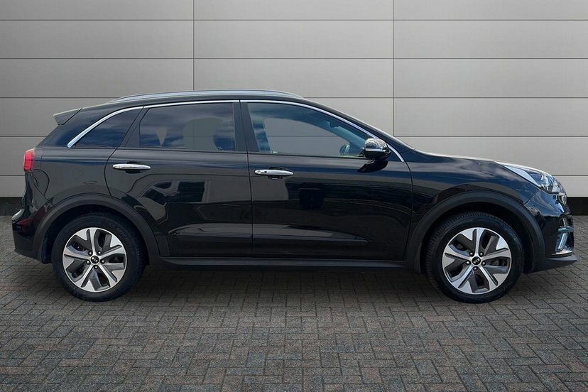 Kia e-Niro 64Kwh 3 Suv 201 Bhp WR70YGG Black #4