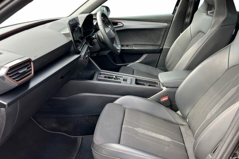 Cupra Leon 2.0 Tsi Vz2 Design Edition Hatchback Ds Black #2
