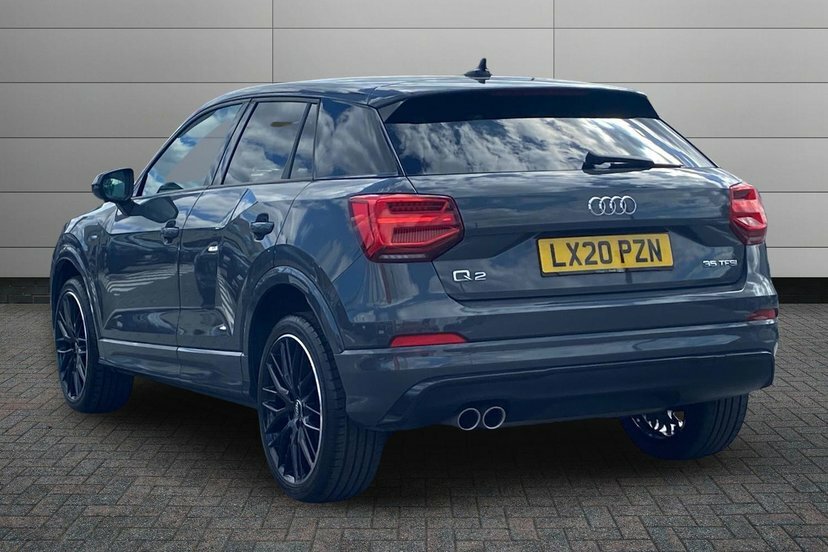 Audi Q2 1.5 Tfsi Cod 35 Black Edition Suv S Tro Grey #3