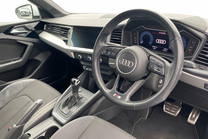 Audi A1 1.0 Tfsi 30 S Line Sportback S Tronic White #6