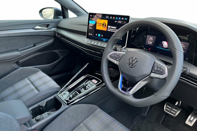 Volkswagen e-Golf 1.5 Tsi Ehybrid 19.7Kwh Style Hatchback Blue #6