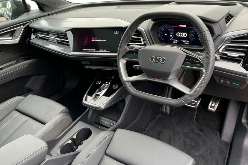 Audi Q4 E Tron 55 Black Edition Sportback Quatt Purple #6