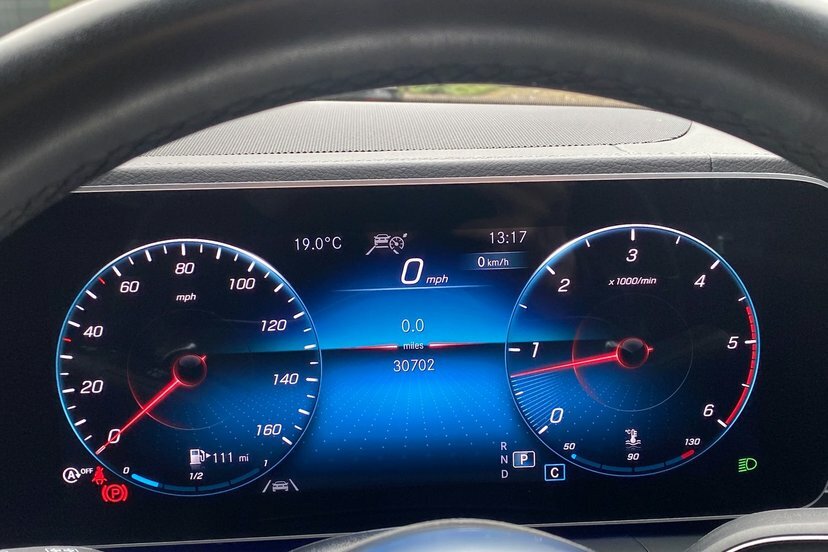 Mercedes-Benz GLE Class Gle400d Amg Line Premium Plus White #6