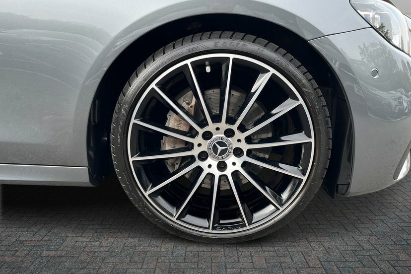 Mercedes-Benz E Class E220d Amg Line Night Edition Premium Plus Saloon Grey #4