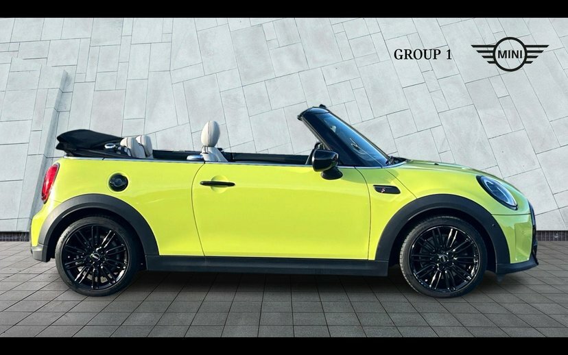 Mini Convertible 2.0 Cooper S Exclusive Convertible Step Yellow #3