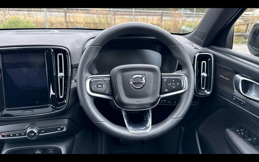 Volvo XC40 1.5H T5 Recharge 10.7Kwh Ultimate Dark  #5