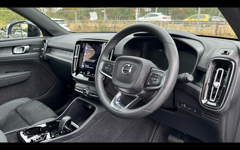 Volvo XC40 1.5H T5 Recharge 10.7Kwh Ultimate Dark  #6