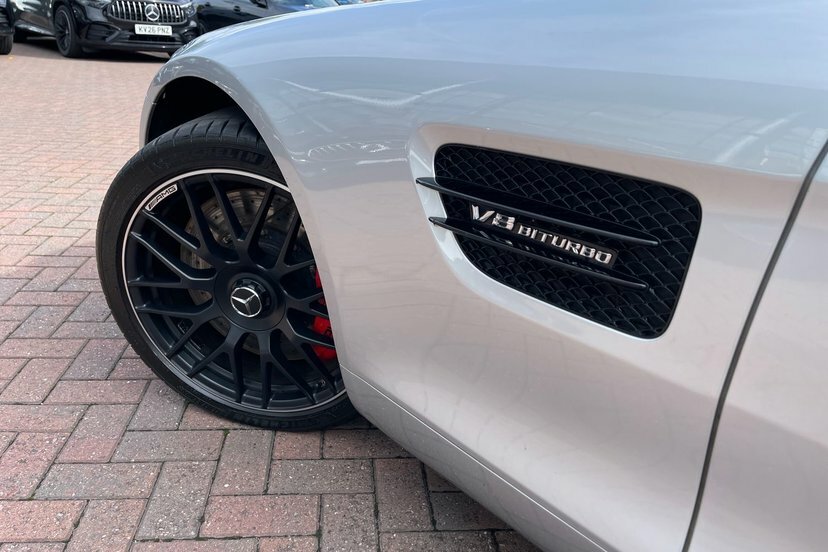 Mercedes-Benz AMG GT Hatchback White #43