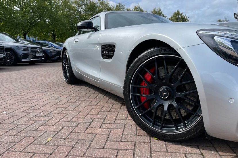 Mercedes-Benz AMG GT Hatchback White #39