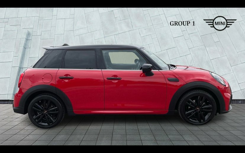 Mini Hatch 5-Door Hatch Cooper Sport Red #3