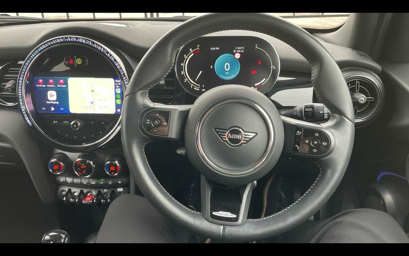 Mini Hatch 5-Door Hatch Cooper Sport Red #5