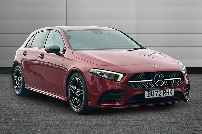 Mercedes-Benz A Class A180 Amg Line Executive Red