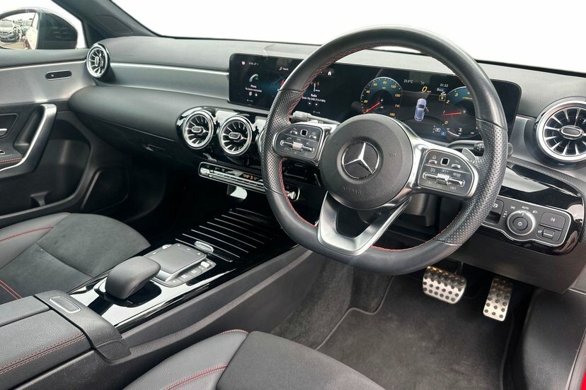 Mercedes-Benz A Class A180 Amg Line Executive Red #5