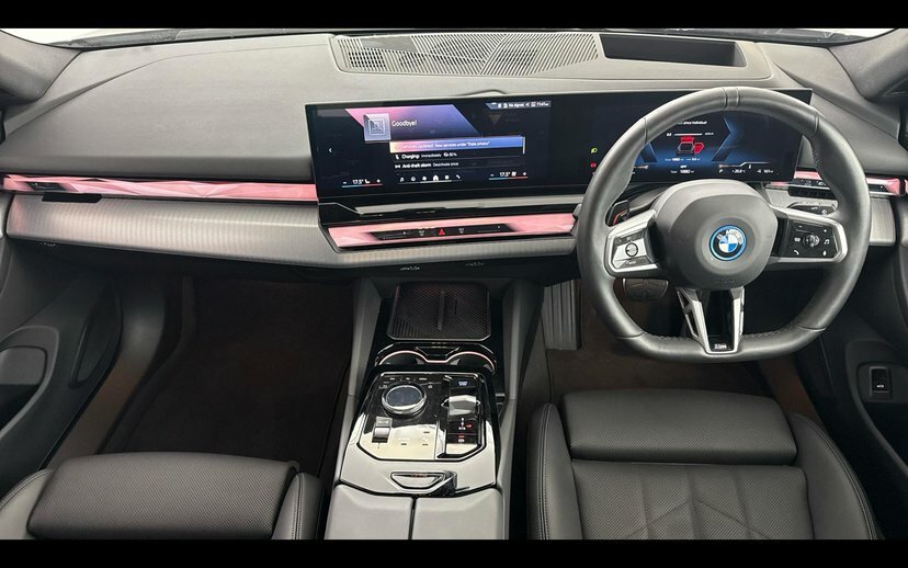 BMW i5 I5 Edrive40 M Sport Touring Black #4