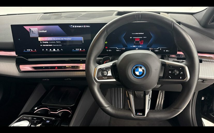 BMW i5 I5 Edrive40 M Sport Touring Black #5