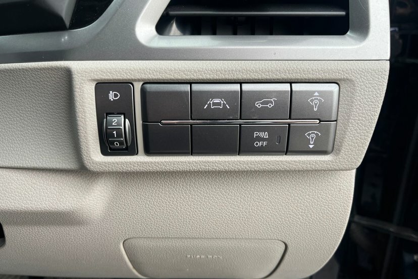 SsangYong Korando 2.2 Le -One Owner - Fssh - Nav - Bluetooth - H Silver #16