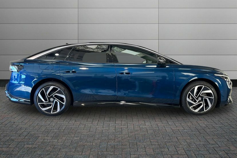 Volkswagen ID.7 Pro 77Kwh Match Fastback 286 Ps Blue #4