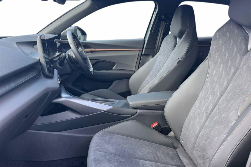 Cupra Terramar 1.5 Ehybrid 25.8Kwh V2 Suv Plug-in Hybr Blue #2