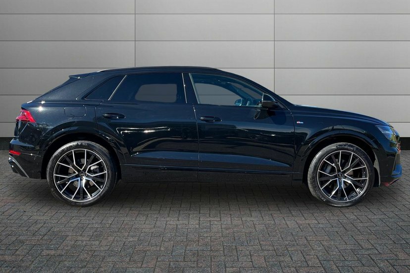 Audi Q8 3.0 Tfsi V6 55 S Line Suv Tiptronic Qua Black #4