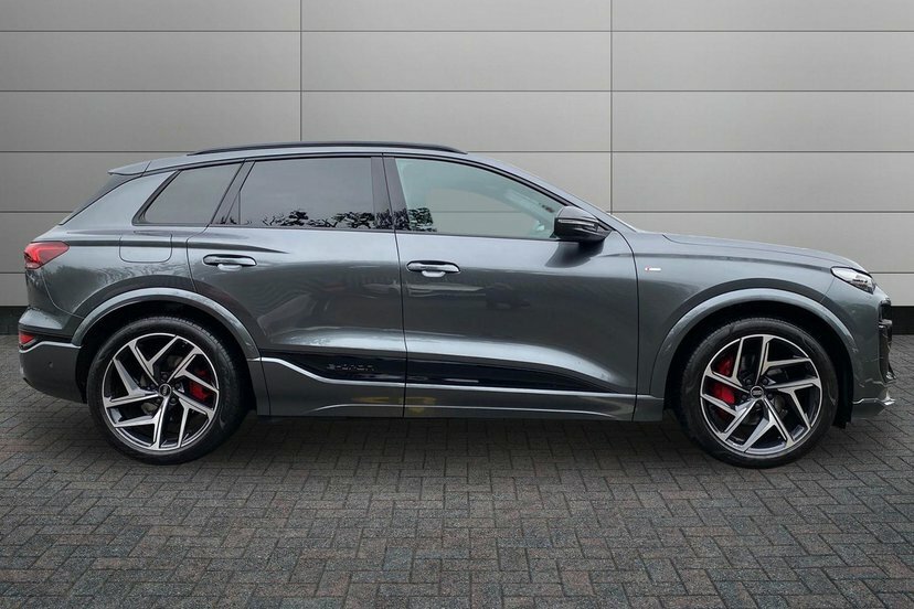 Audi Q6 E-Tron 83Kwh Edition 1 Suv 252 Ps Grey #4