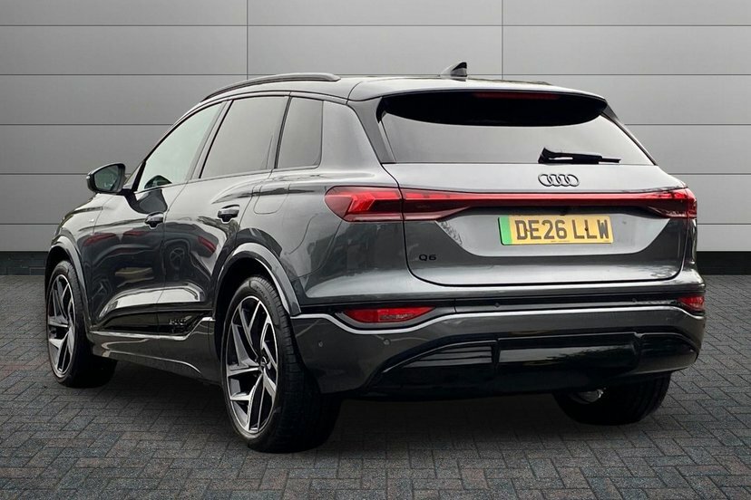 Audi Q6 E-Tron 83Kwh Edition 1 Suv 252 Ps Grey #3