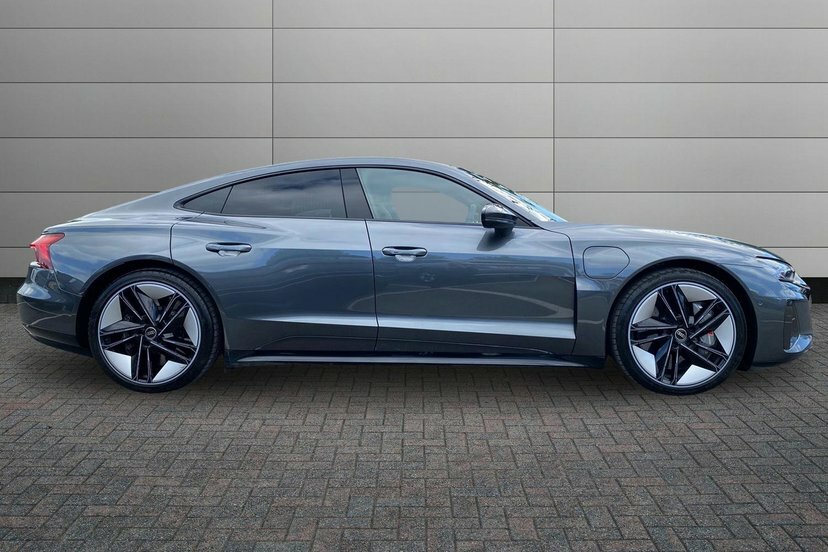 Audi Rs E-Tron Gt 93.4Kwh Carbon Vorsprung Saloon Grey #4