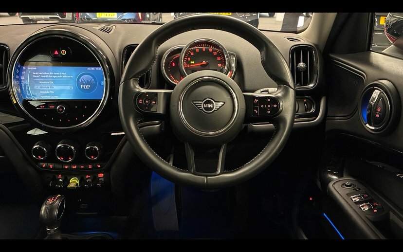 Mini Countryman Countryman Cooper S E Classic Red #5