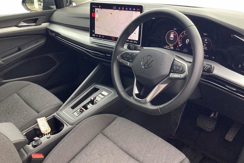 Volkswagen e-Golf 1.5 Tsi Ehybrid 19.7Kwh Match Hatchback Grey #6
