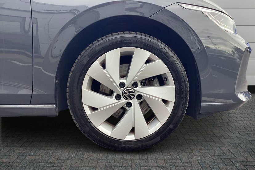 Volkswagen e-Golf 1.5 Tsi Ehybrid 19.7Kwh Match Hatchback Grey #5