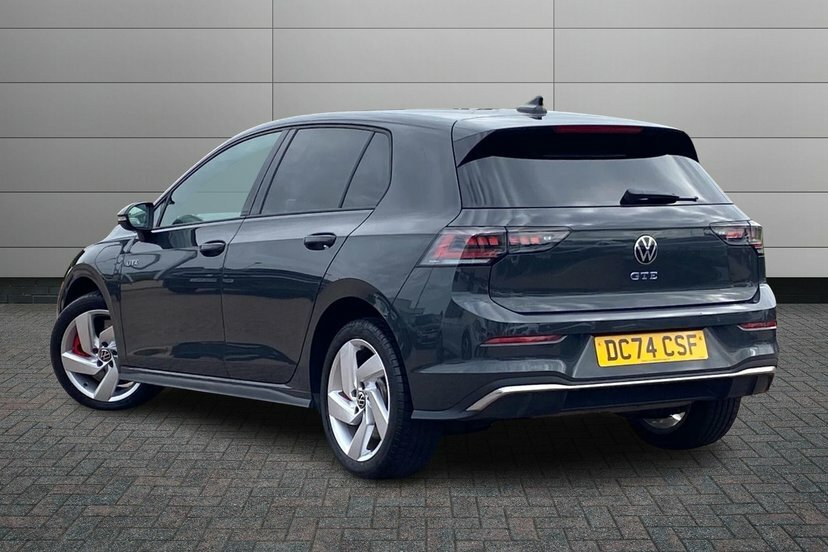 Volkswagen e-Golf 1.5 Tsi Ehybrid 19.7Kwh Style Hatchback Black #3