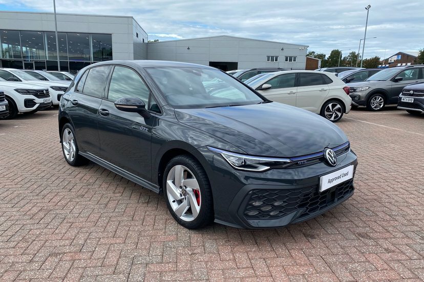 Volkswagen e-Golf 1.5 Tsi Ehybrid 19.7Kwh Style Hatchback Black #18
