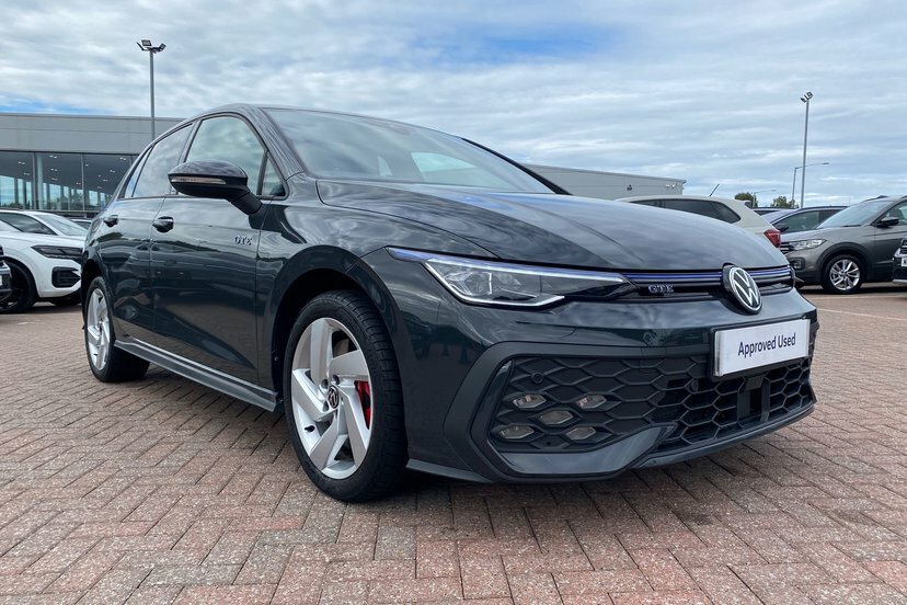 Volkswagen e-Golf 1.5 Tsi Ehybrid 19.7Kwh Style Hatchback Black #9
