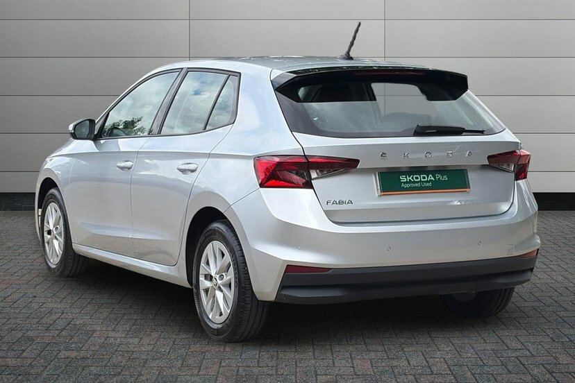 Skoda Fabia 1.0 Tsi Se Comfort Hatchback 95 Silver #3