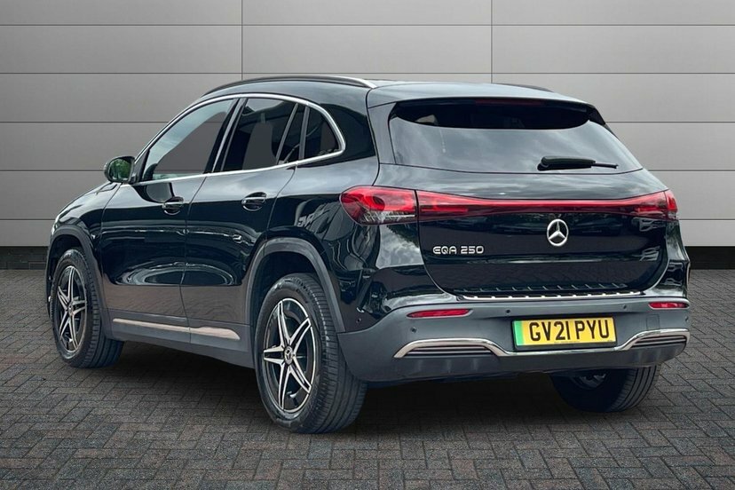 Mercedes-Benz EQA 250 66.5Kwh Amg Line Black #2