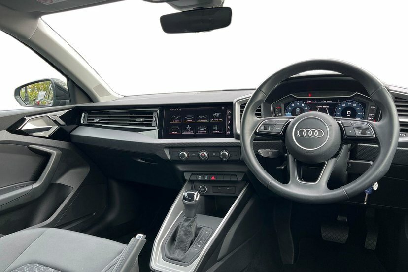 Audi A1 1.0 Tfsi 25 Sport Sportback S Tronic 9 Black #6