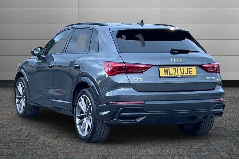 Audi Q3 1.5 Tfsi Cod 35 Black Edition Suv S Tro Grey #3