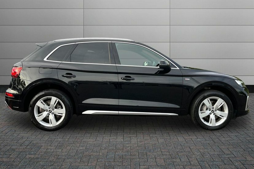 Audi Q5 2.0 Tfsie 50 S Line Suv Plug-in Hybrid Black #4