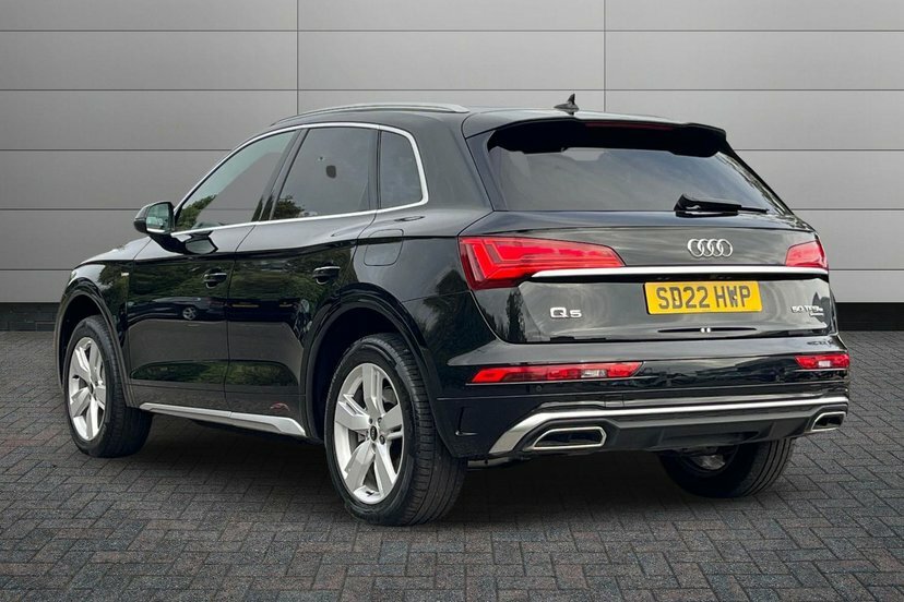 Audi Q5 2.0 Tfsie 50 S Line Suv Plug-in Hybrid Black #3